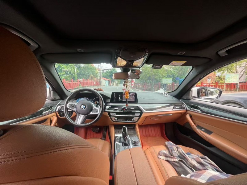 广州19年宝马5系5