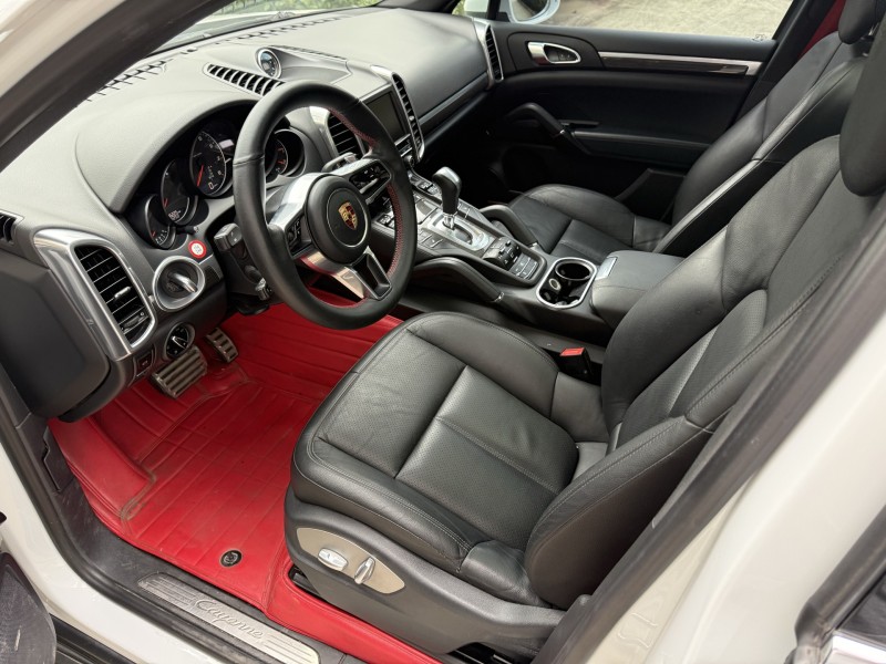 济宁15年保时捷卡宴5