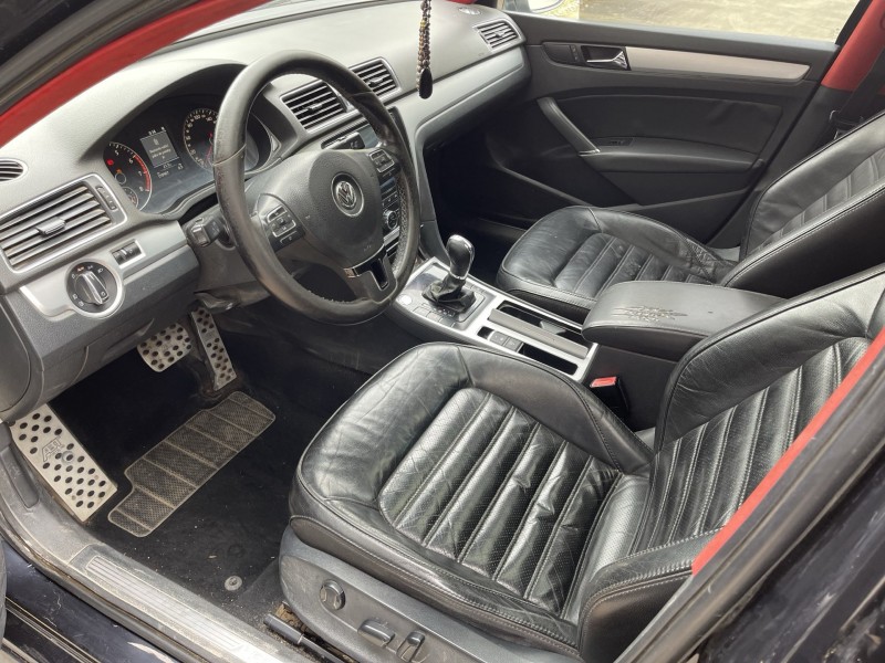 济宁14年大众帕萨特5