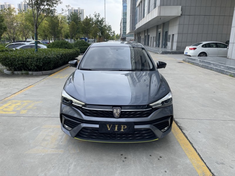 济宁22年荣威i51