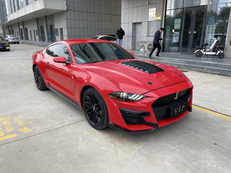 济宁18年福特野马2