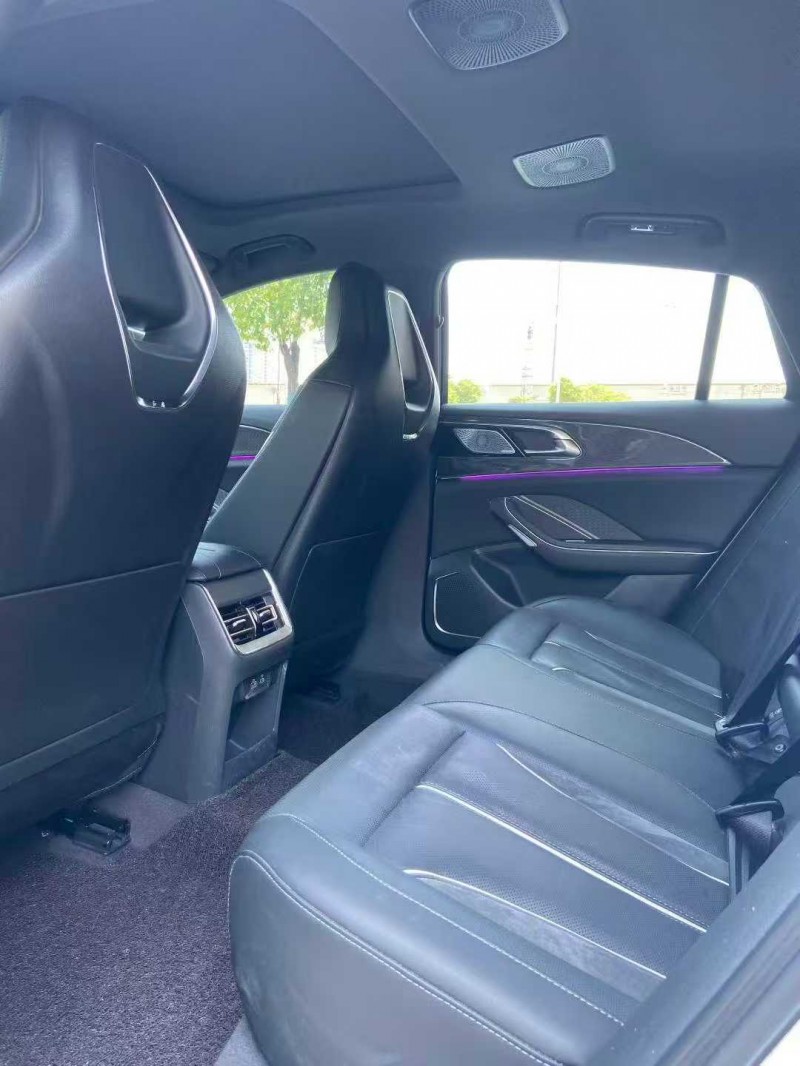 襄阳23年红旗H65