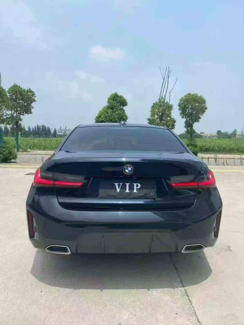 襄阳23年宝马3系9