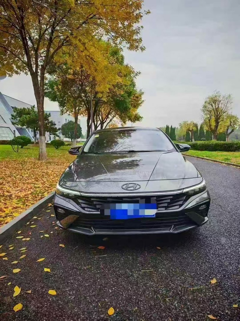 济宁24年现代伊兰特1