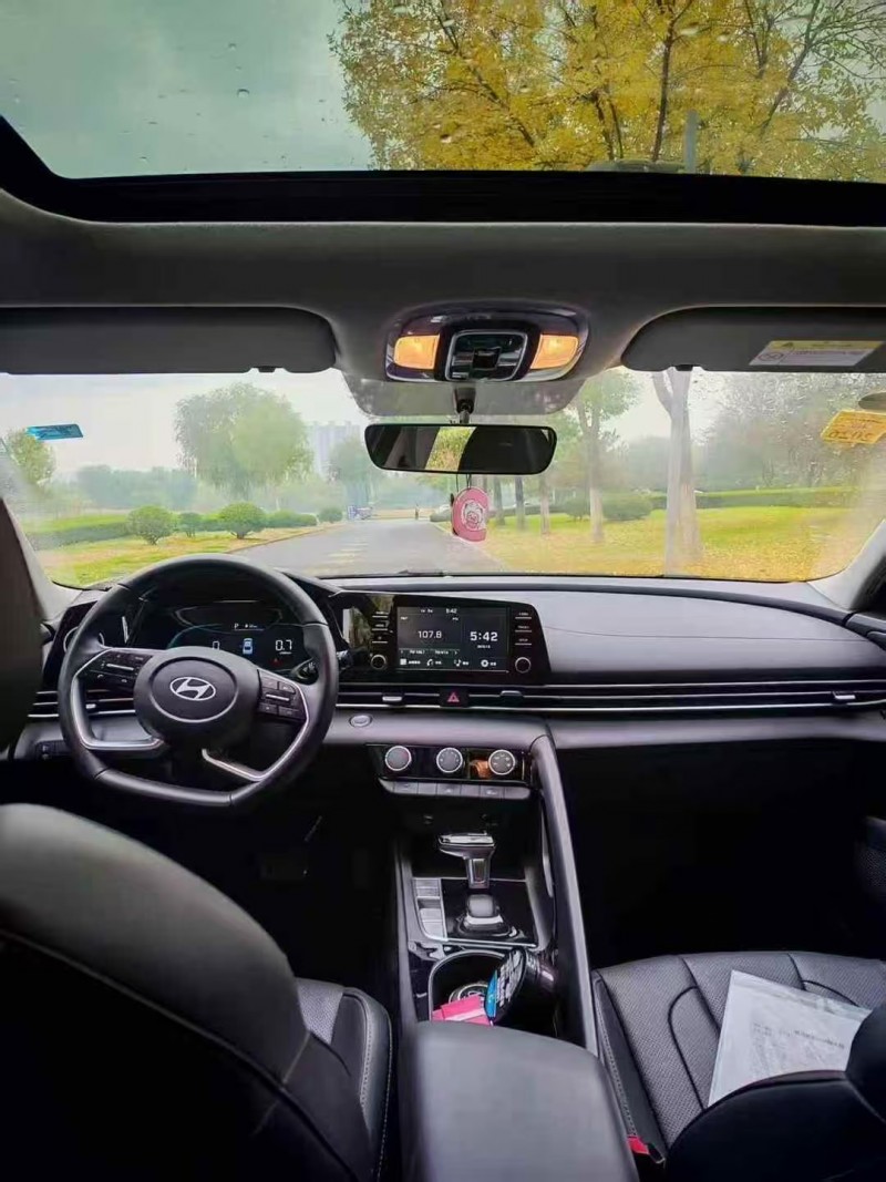 济宁24年现代伊兰特5