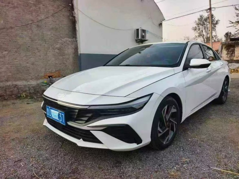 青岛23年现代伊兰特2