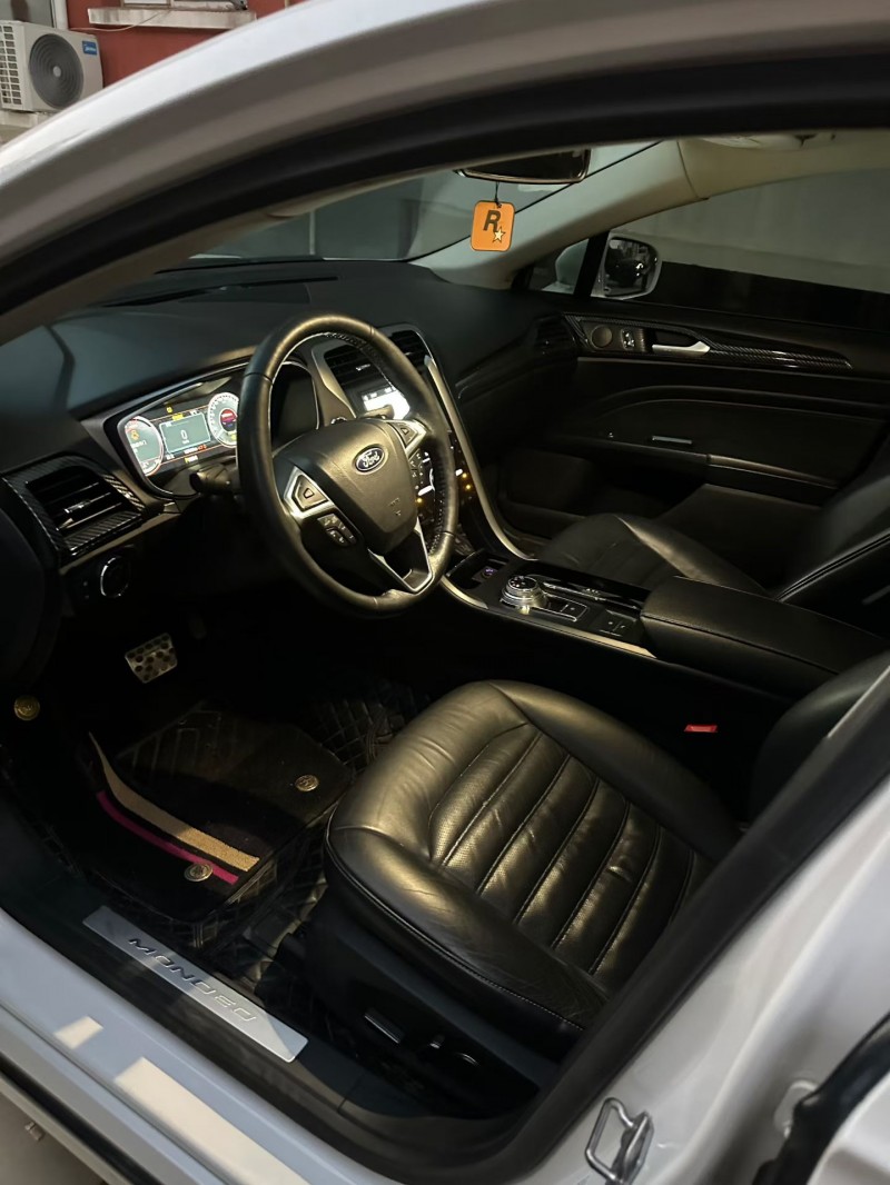 保定17年福特蒙迪欧5