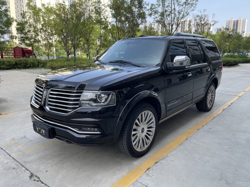 济宁18年林肯领航员3