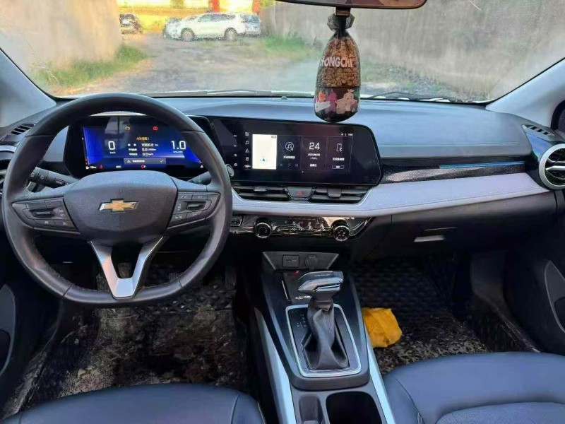 鹤壁23年雪佛兰科鲁泽7