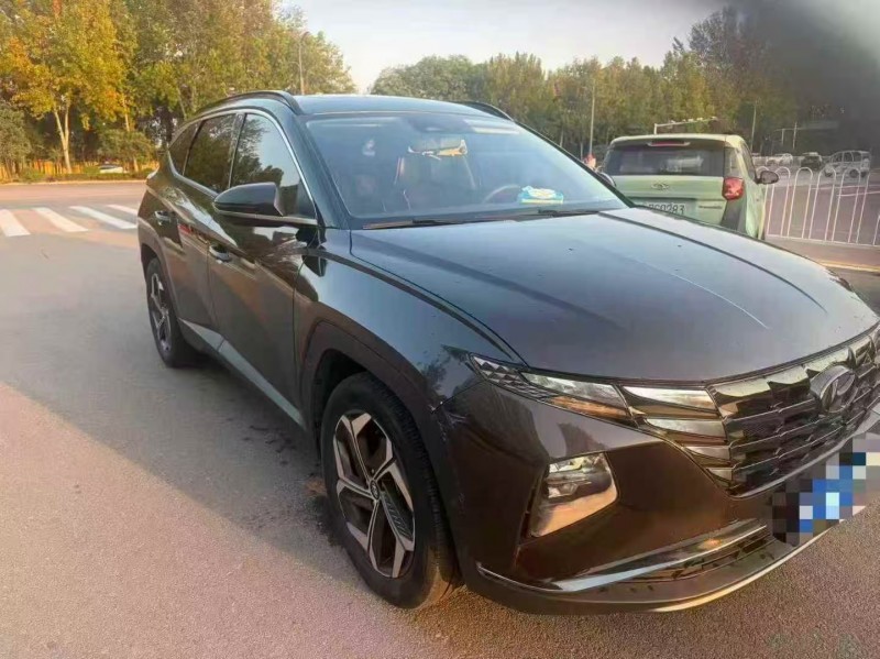 安阳21年现代途胜5