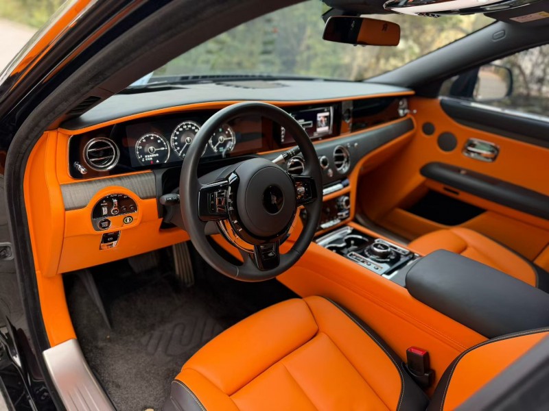 唐山22年劳斯莱斯古斯特4