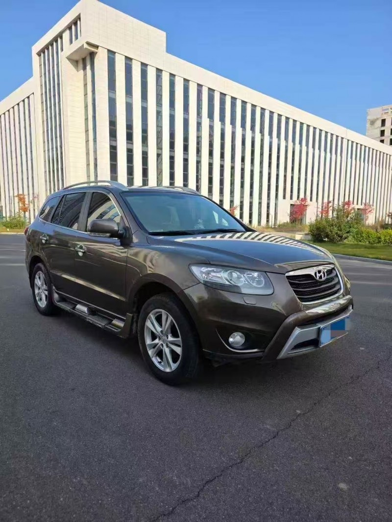 潍坊11年现代途胜3