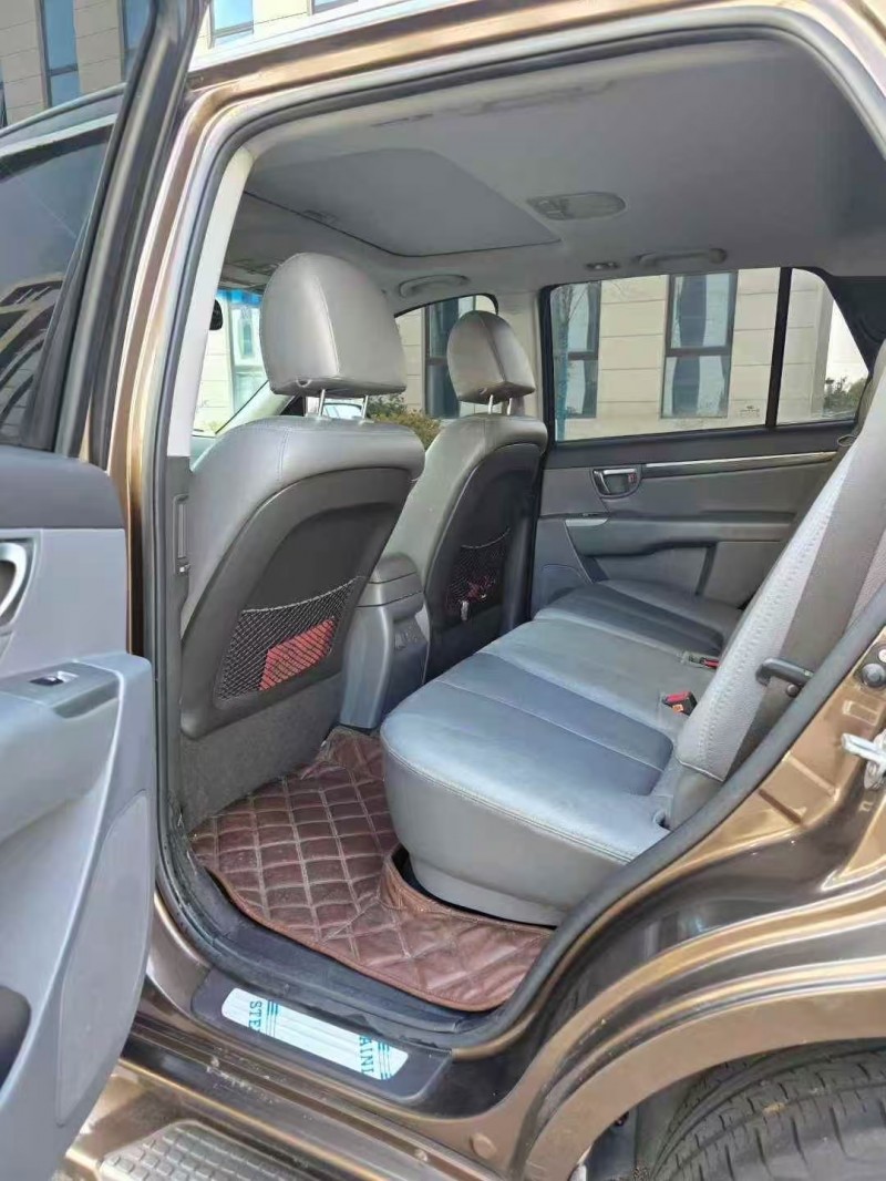 潍坊11年现代途胜5