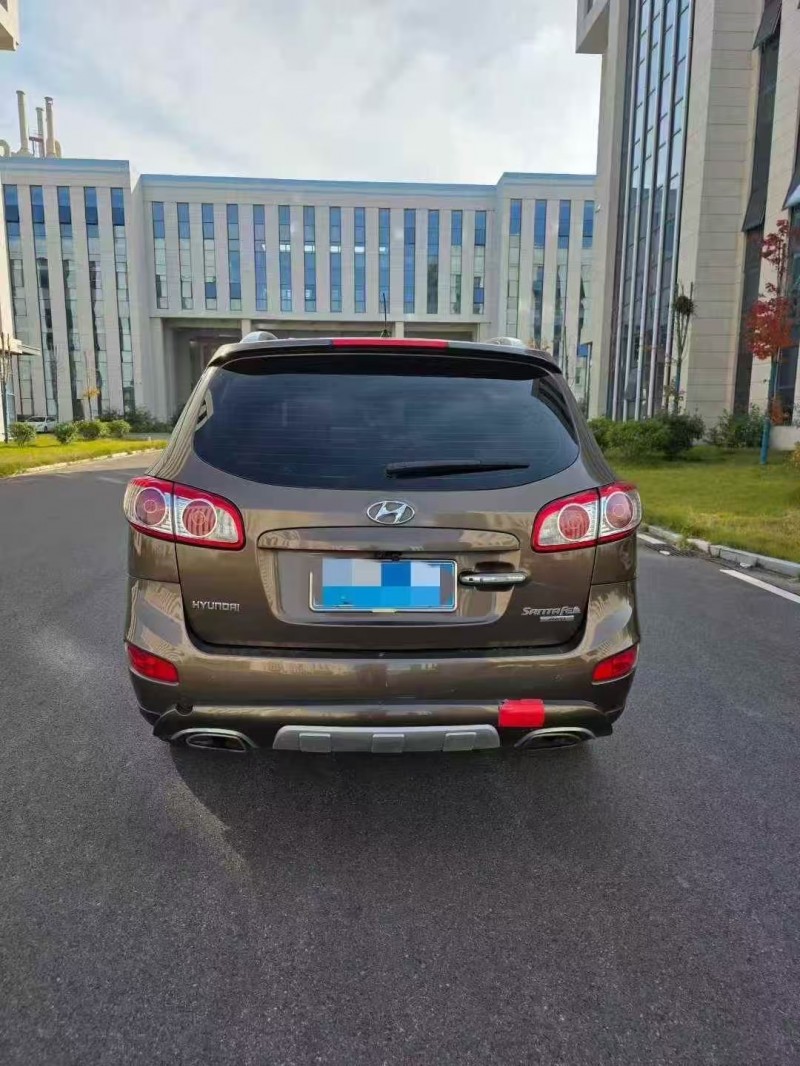 潍坊11年现代途胜9