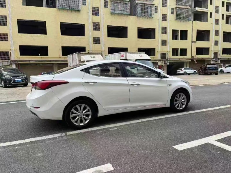 淄博18年现代朗动5