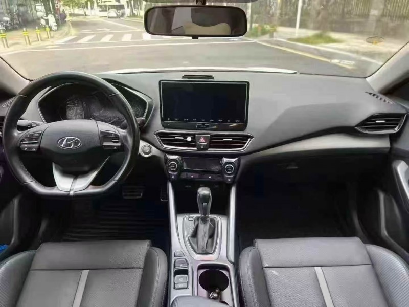 广州21年现代菲斯塔6