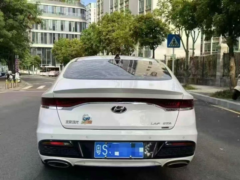 广州21年现代菲斯塔9