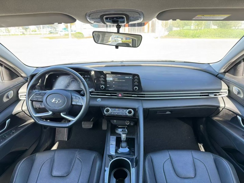 盐城23年现代伊兰特4