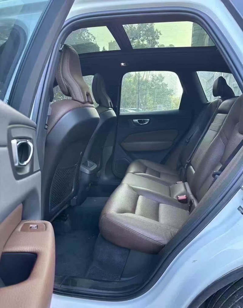 青岛20年沃尔沃XC605