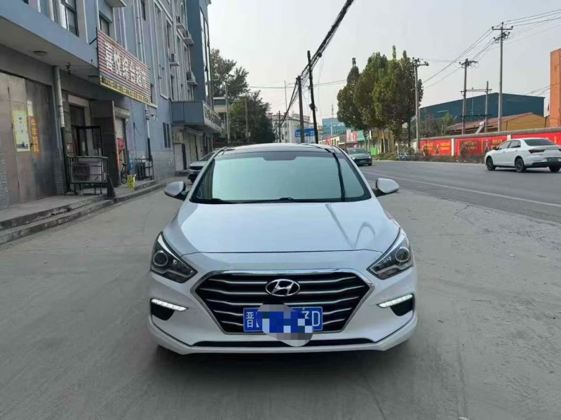 保定17年现代名图1