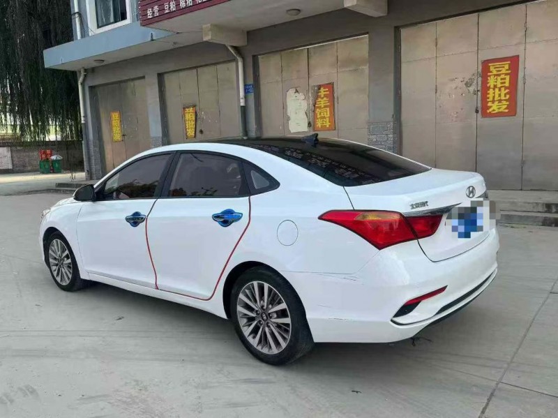 保定17年现代名图4