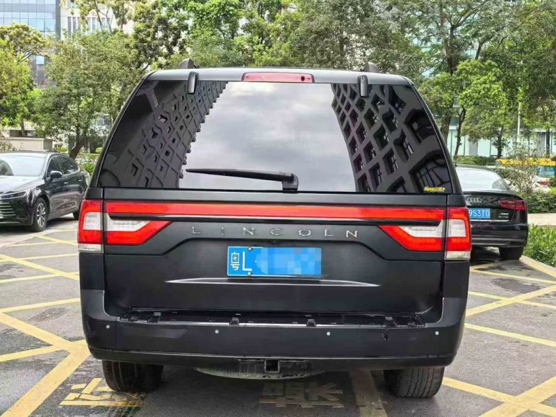 深圳16年林肯领航员9