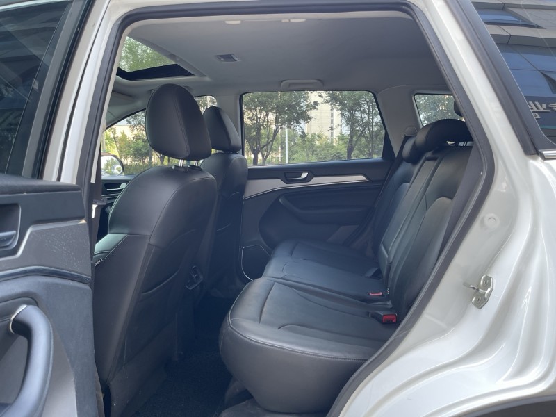 济宁19年哈弗H68