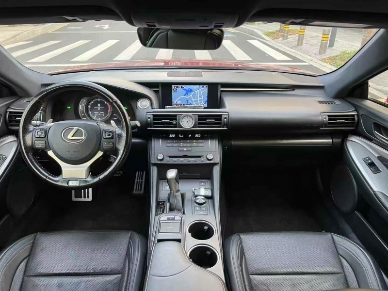 深圳16年雷克萨斯RC5