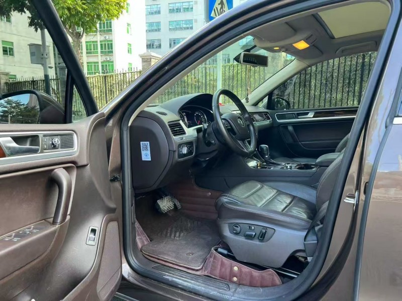 深圳17年大众途锐4