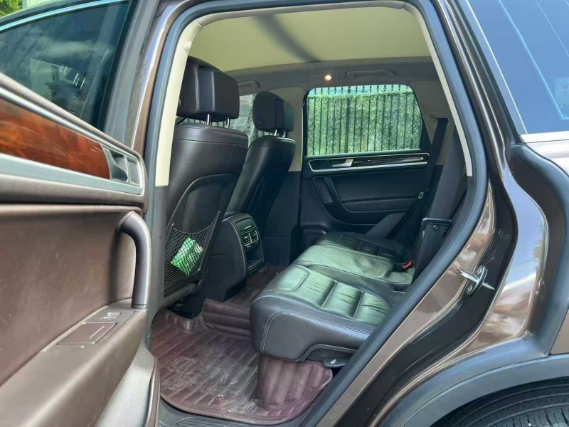 深圳17年大众途锐5