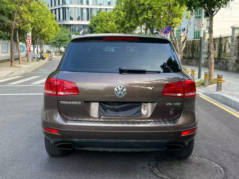 深圳17年大众途锐9