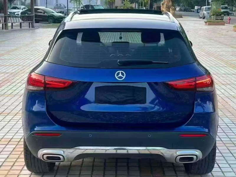 江门22年奔驰GLA9