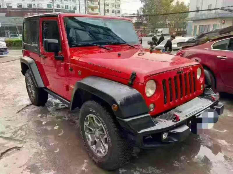 德阳12年Jeep牧马人3