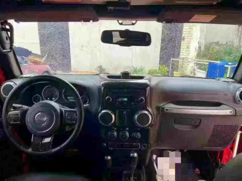 德阳12年Jeep牧马人5