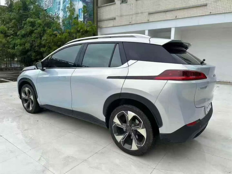 广州22年传祺埃安V8