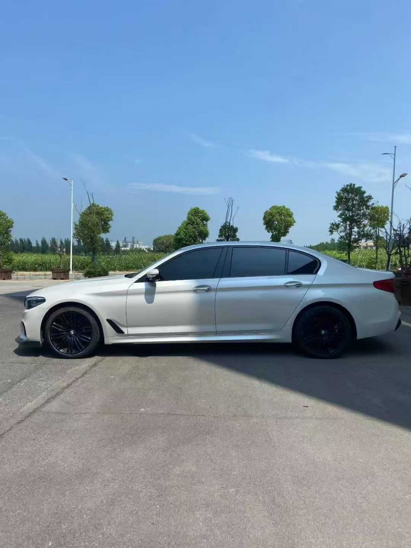 襄阳18年宝马5系8