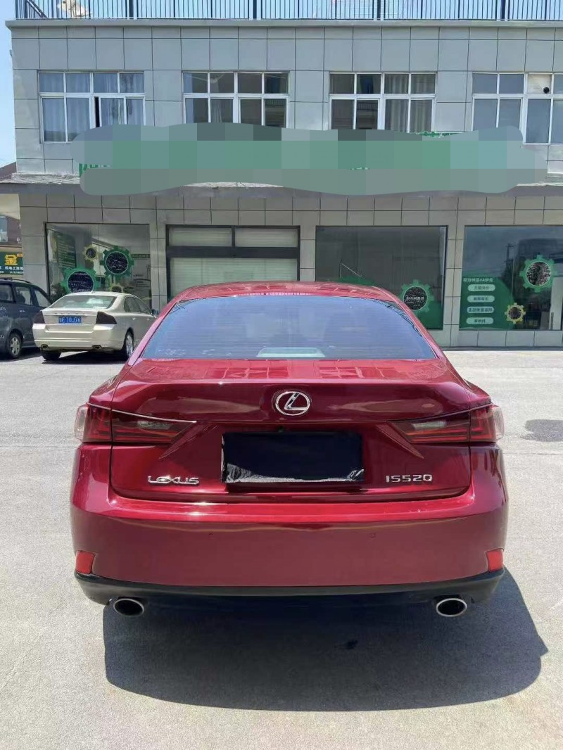 襄阳14年雷克萨斯IS9
