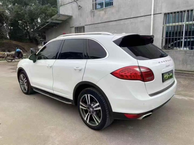 厦门15年保时捷卡宴7