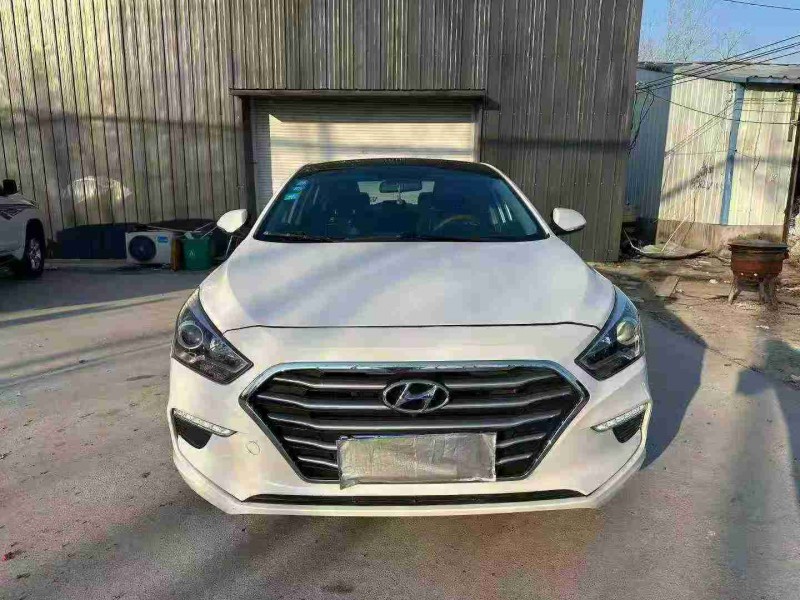 徐州17年现代名图1