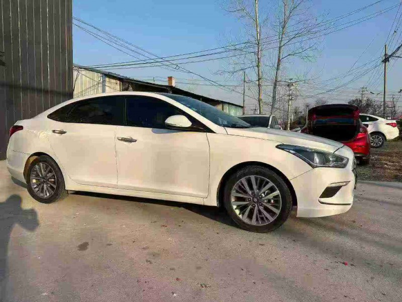 徐州17年现代名图2