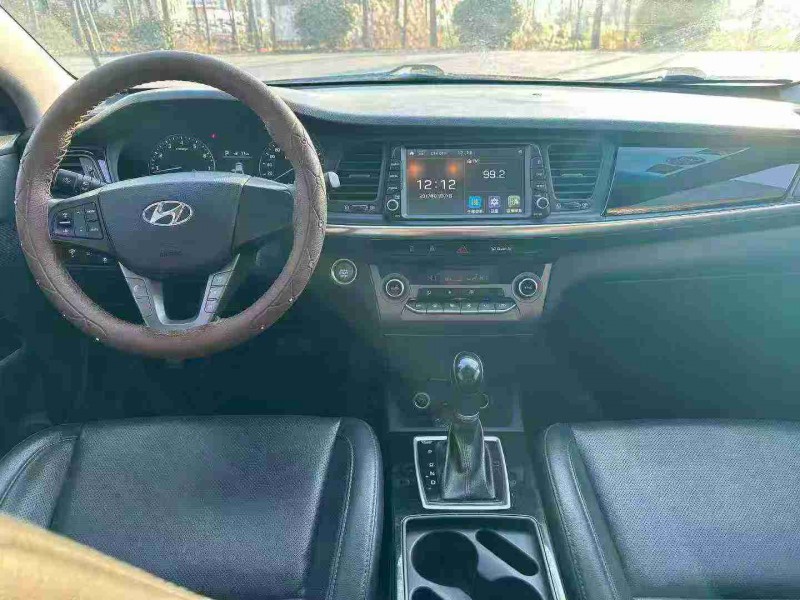 徐州17年现代名图4