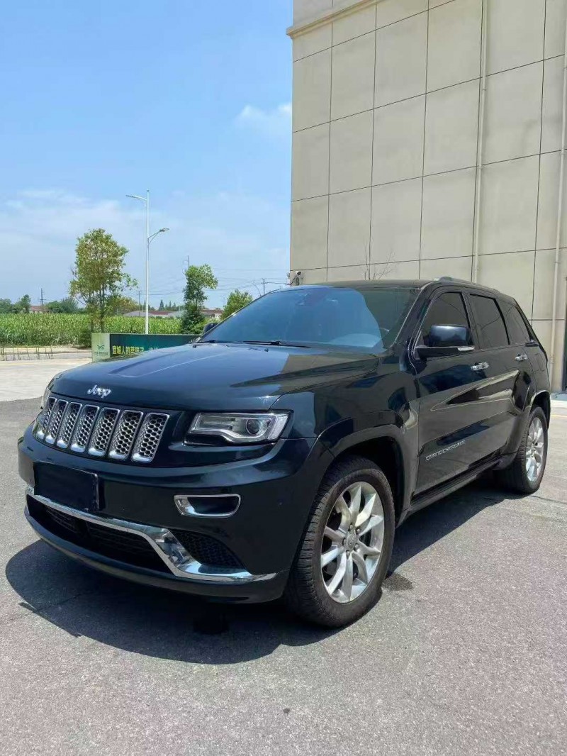 襄阳15年Jeep大切诺基2