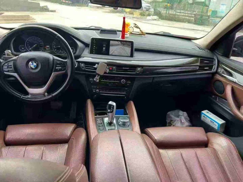 西安19年宝马X64