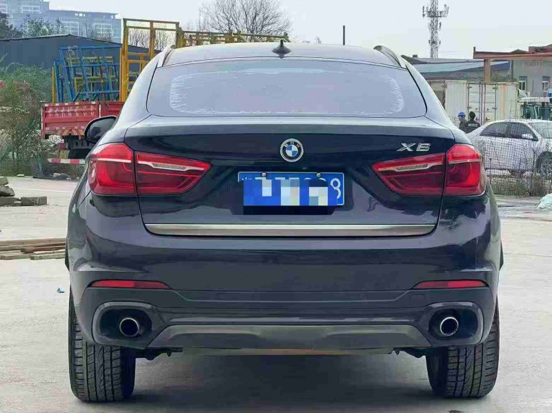 西安19年宝马X68