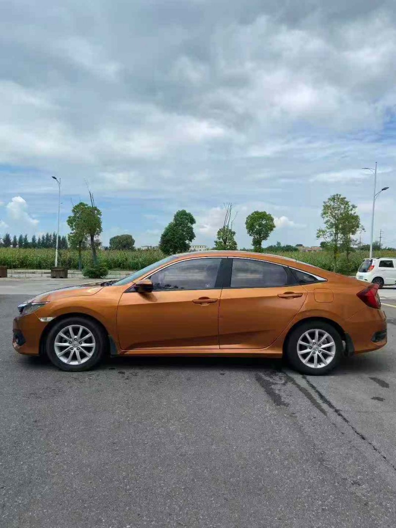 襄阳17年本田思域8