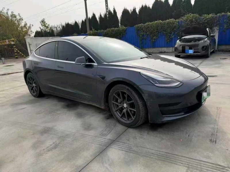 淄博20年特斯拉MODEL 35