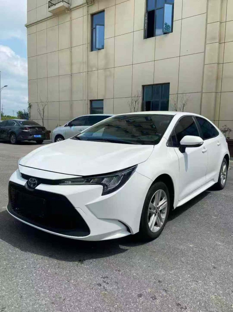 襄阳23年丰田雷凌2