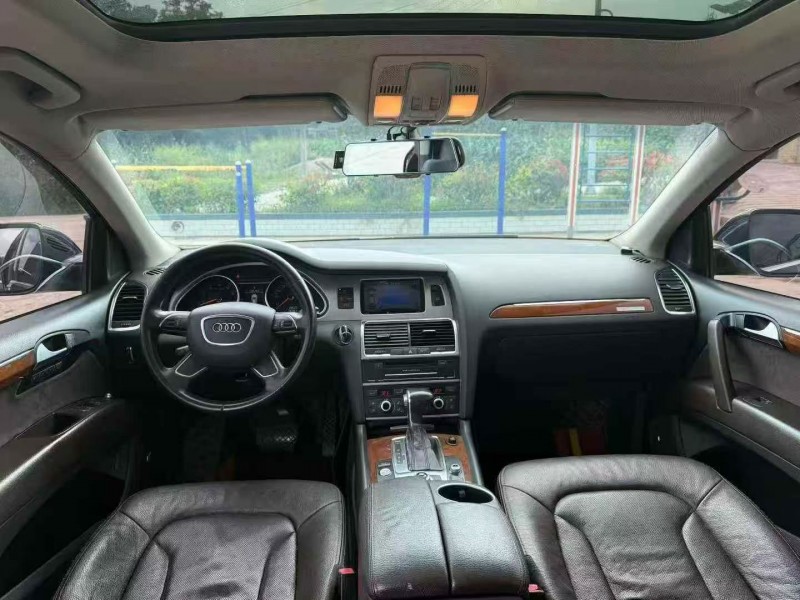 毕节14年奥迪Q74