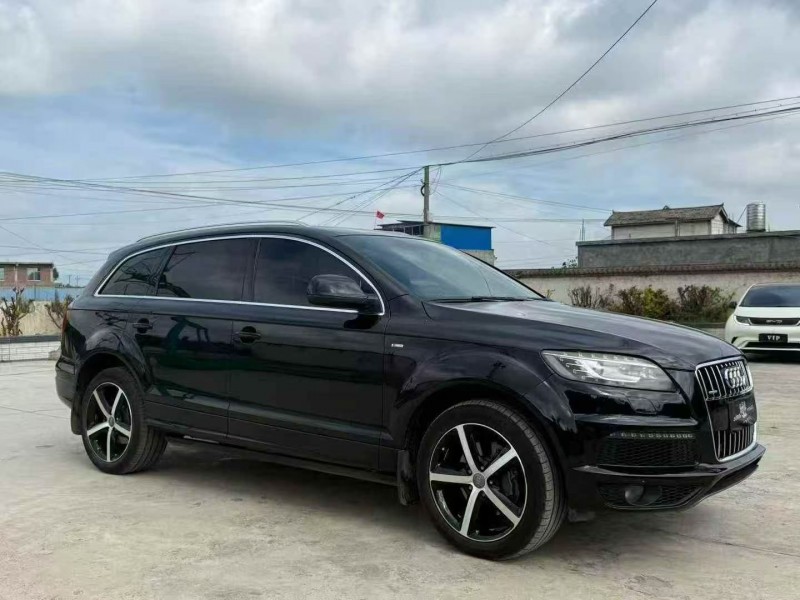 毕节14年奥迪Q78