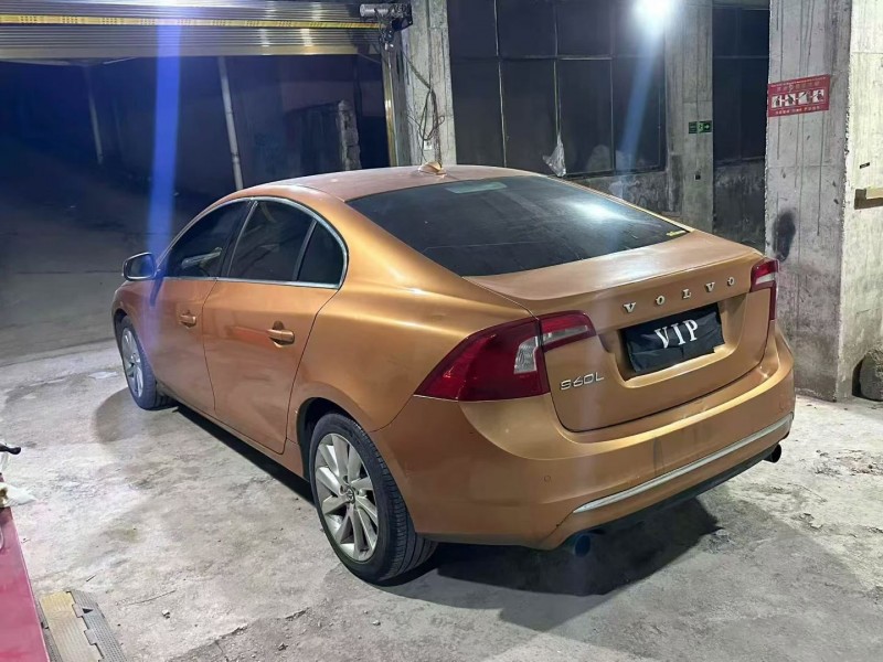 毕节14年沃尔沃S60L8